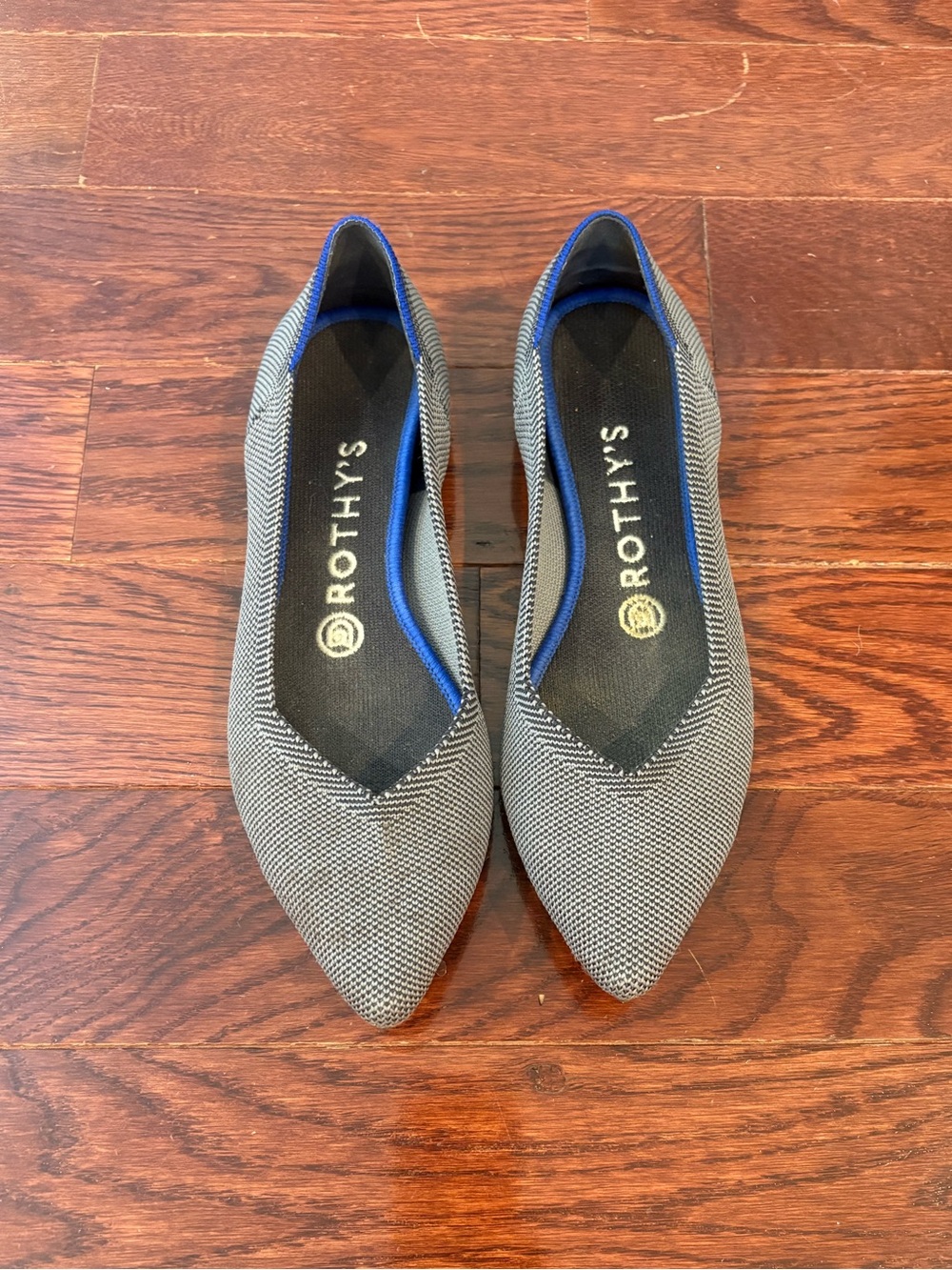 Women's Rothy's The Point gray herringbone pointed toe flats, size 7.5